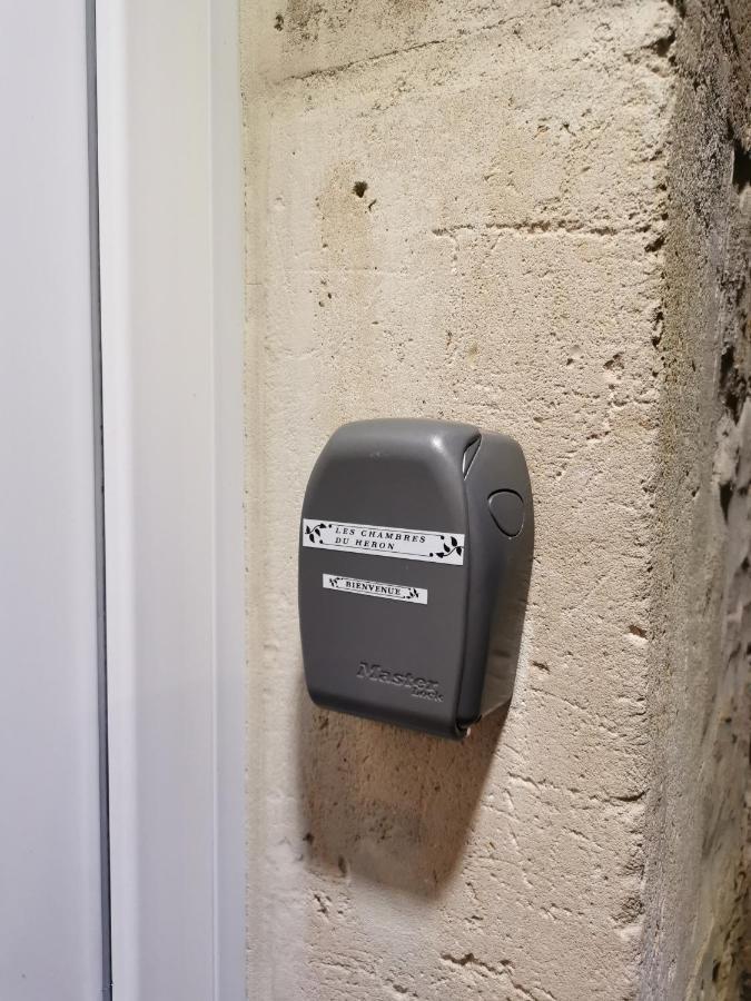 Les Chambres Du Heron Chevillon  Bagian luar foto